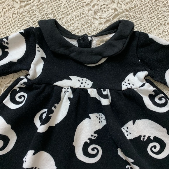 Quinn and Fox Dress Fleece Black White Chameleon - Picture 3 of 8